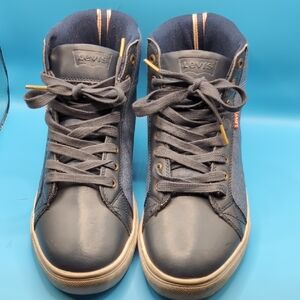 Levi's Blue and Gray Sneakers